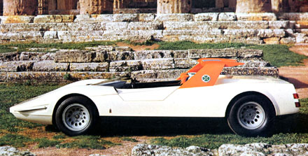 Alfa_Romeo_33_Pininfarina_Side