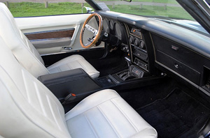 Ford_Mustang_1972_Interior