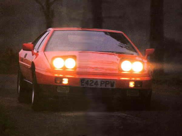 Lotus_Esprit_Turbo_Autocar_1988
