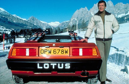 Roger_Moore_Lotus_Turbo_Esprit