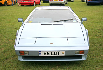 Lotus_Turbo_Esprit_1986_Light_Blue_Metallic
