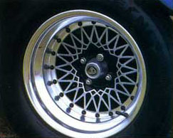 Lotus_Turbo_Esprit_Alloy_Wheel.